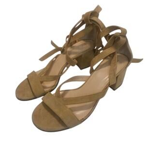 Tan Wrap around Barneys New York Sandals sz 39 /8.5